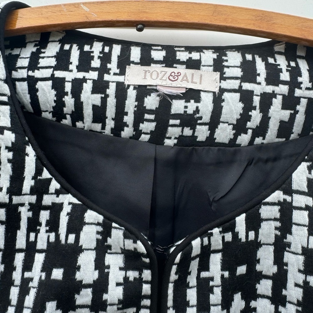 Roz & Ali blazer jacket - Picture 3 of 5